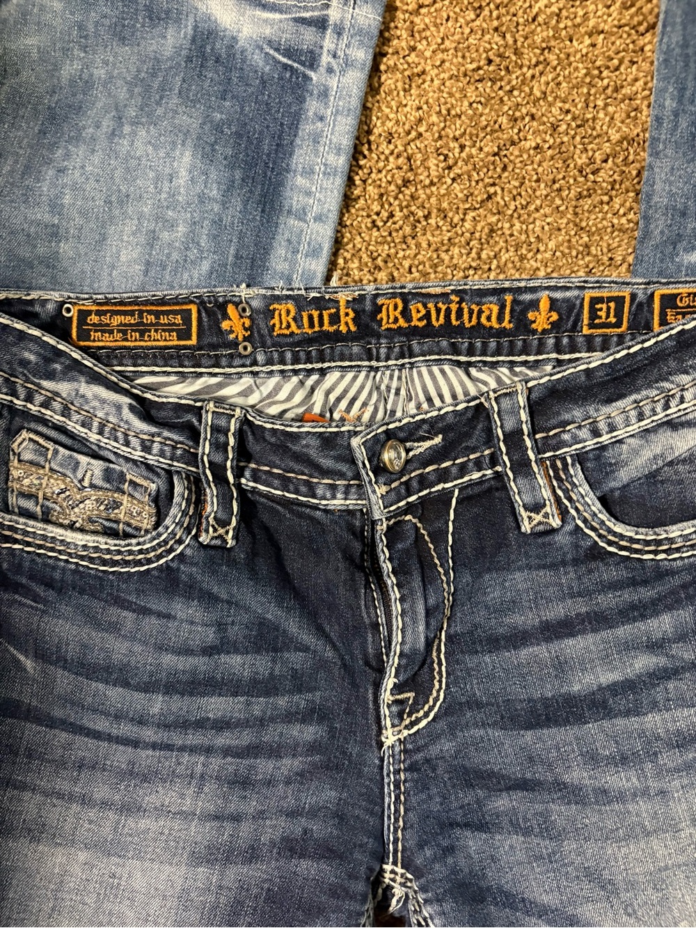 Size 31 Women Rock Revival Dark/faded Blue Embellished Pocket flare leg Jeans - Picture 8 of 8